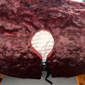 Nicole Miller Burgundy Faux Fur Cover